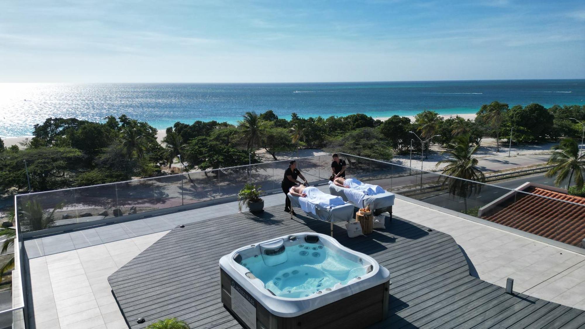 O Condominium Beachfront Residences, By Bocobay Aruba Палм Бийч Екстериор снимка