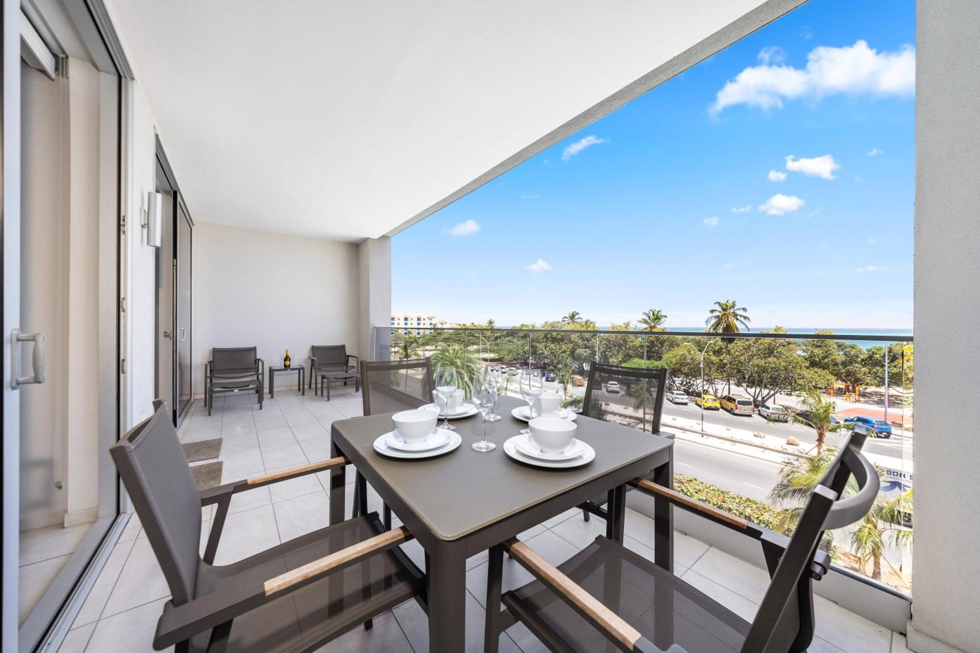 O Condominium Beachfront Residences, By Bocobay Aruba Палм Бийч Екстериор снимка